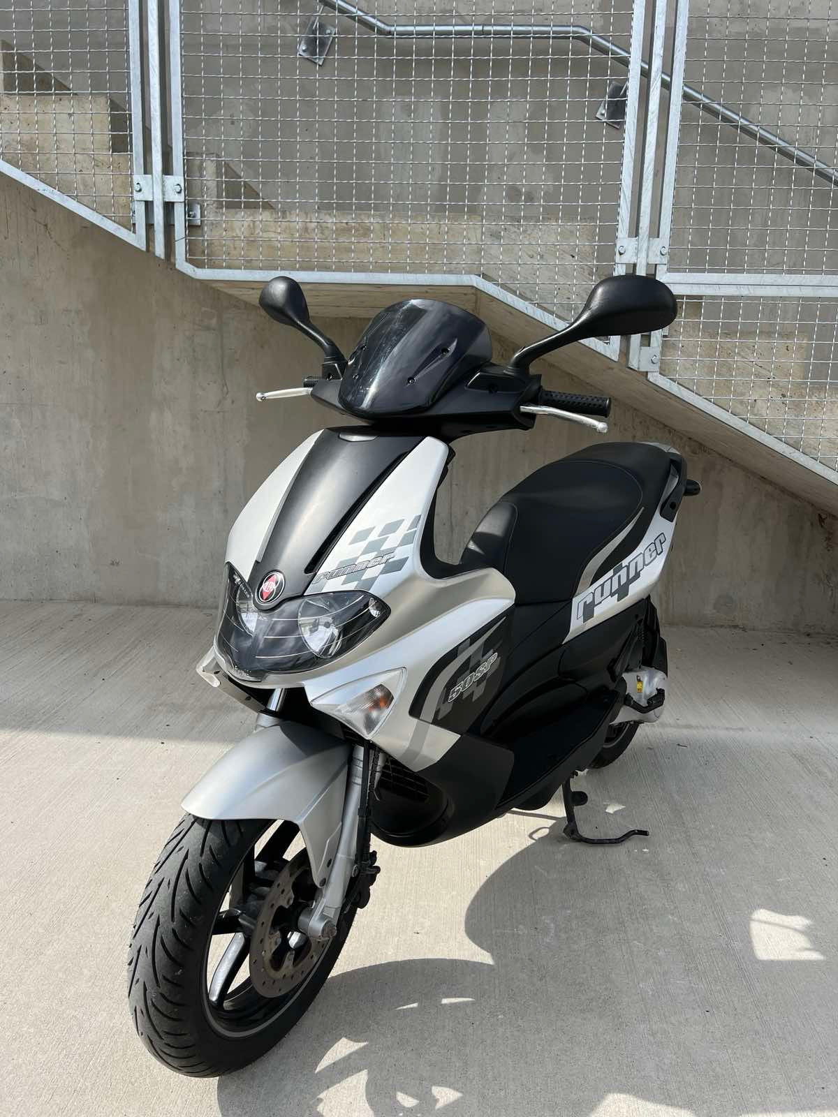 Gilera Runner RST50 SP 2T 25kmh 2013