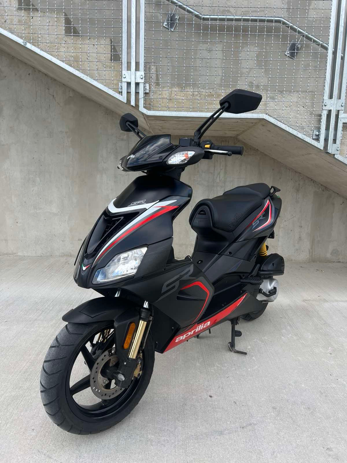 Aprilia SR50R 2T 25kmh 2017