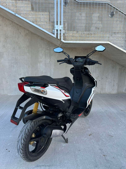 Aprilia SR50 R 2T 25kmh 2016