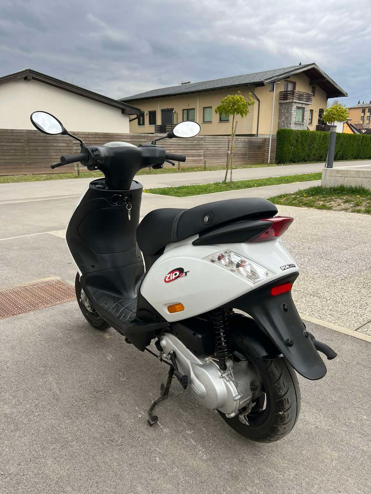Piaggio ZIP 50 2T 25kmh 2015