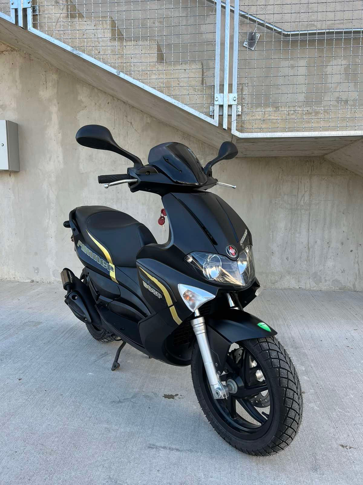 Gilera Runner RST50 SP 2T 25kmh 2015