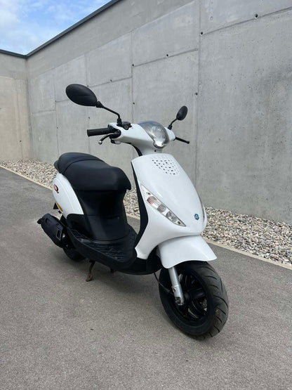 Piaggio ZIP 50 2T 25kmh 2011