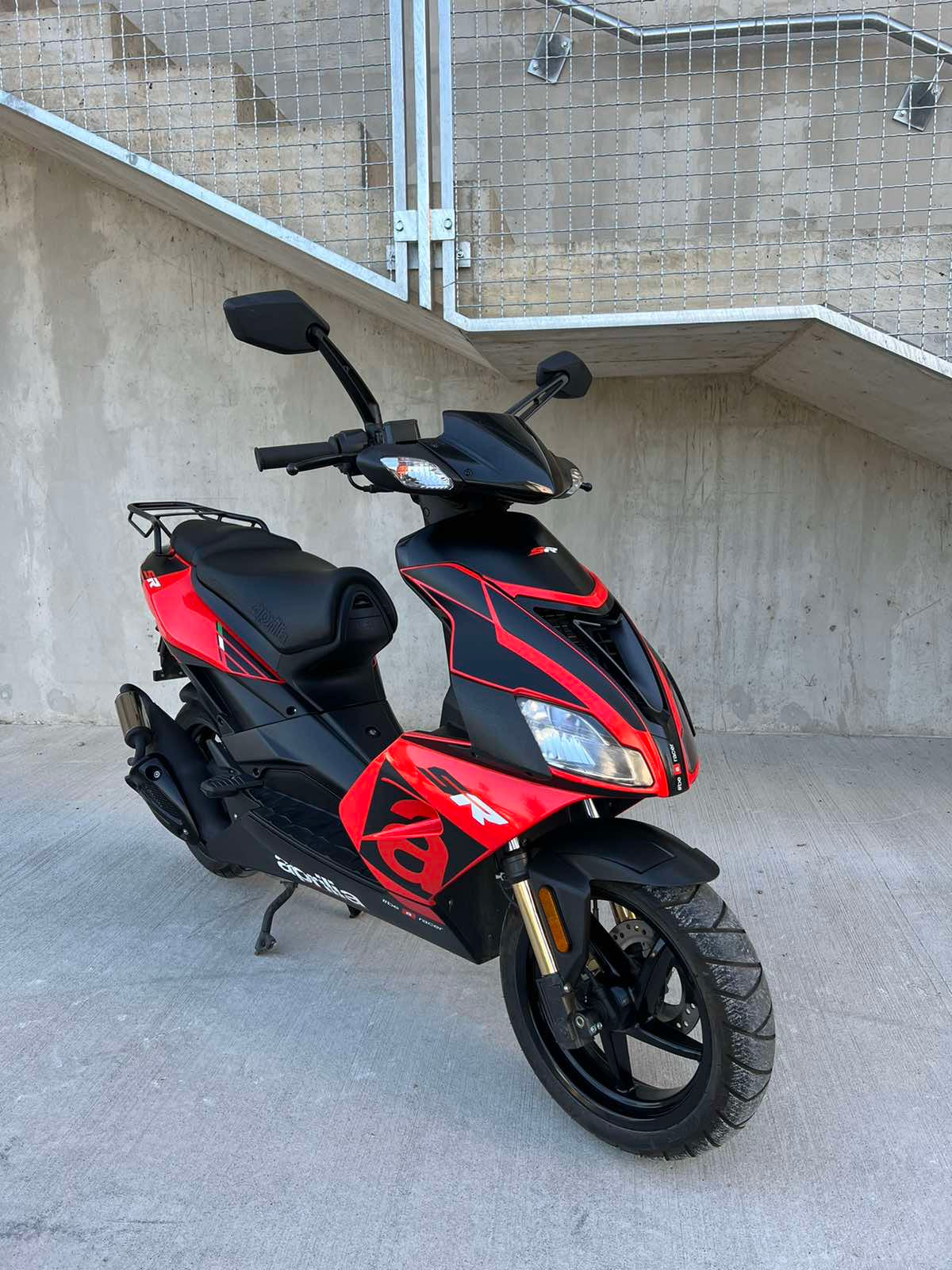 Aprilia SR50 R 2T 25kmh 2020