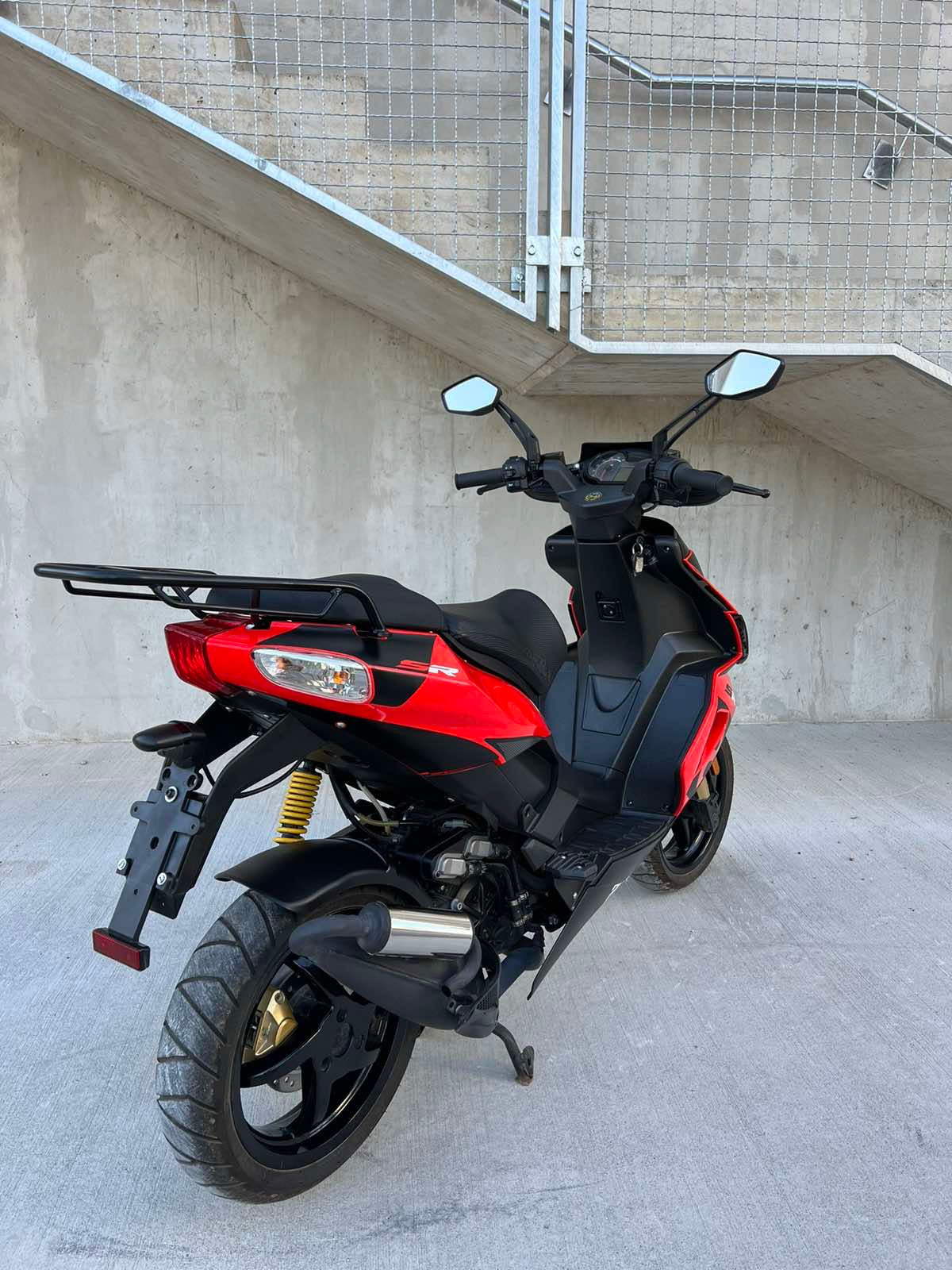 Aprilia SR50 R 2T 25kmh 2020