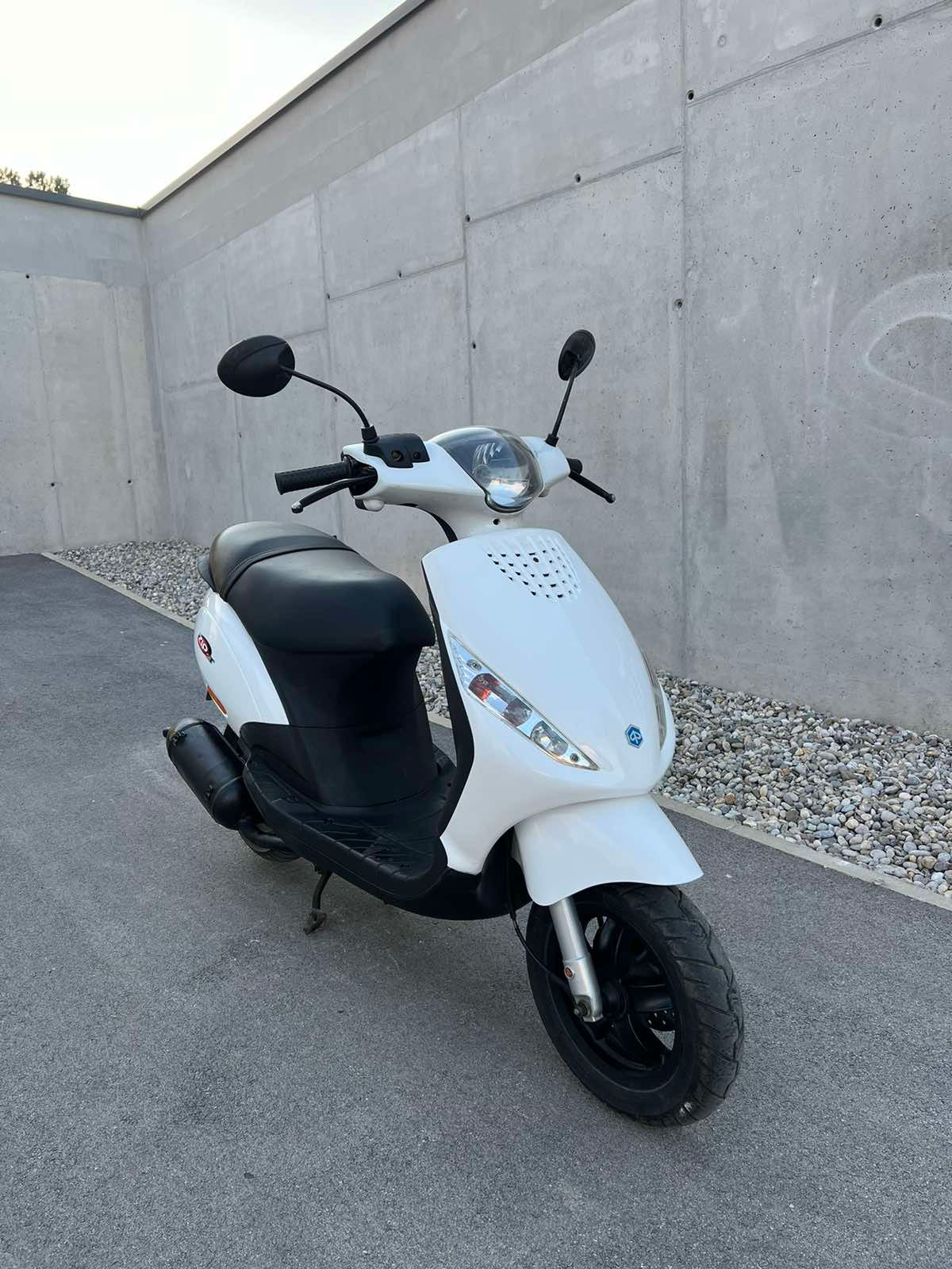 Piaggio ZIP 50 2T 25kmh 2012