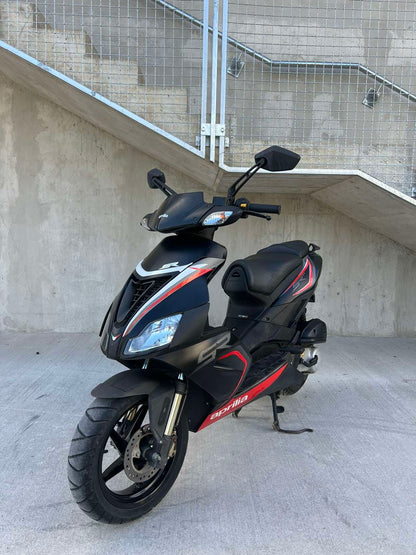 Aprilia SR50 R 2T 25kmh 2015