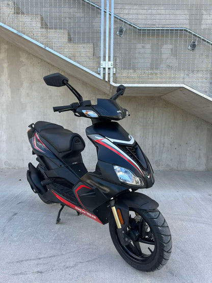 Aprilia SR50 R 2T 25kmh 2015