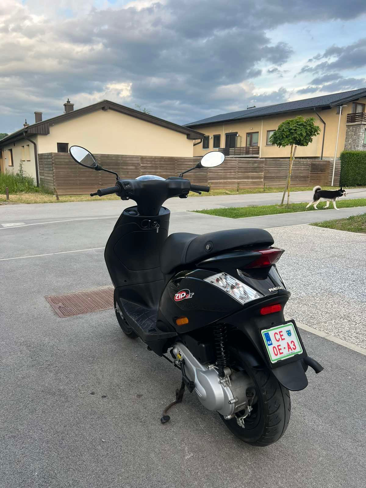 Piaggio ZIP 50 2T 25kmh 2015