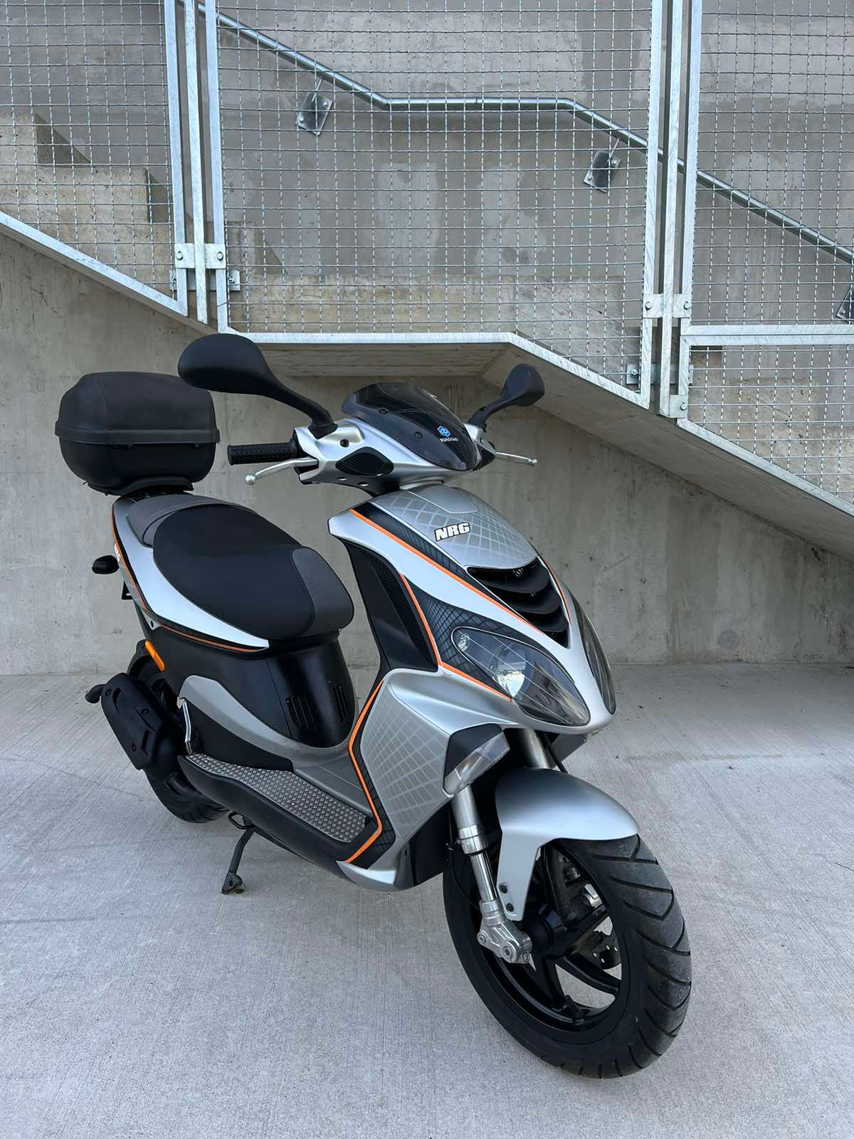 Piaggio NRG power 2T 25kmh 2013