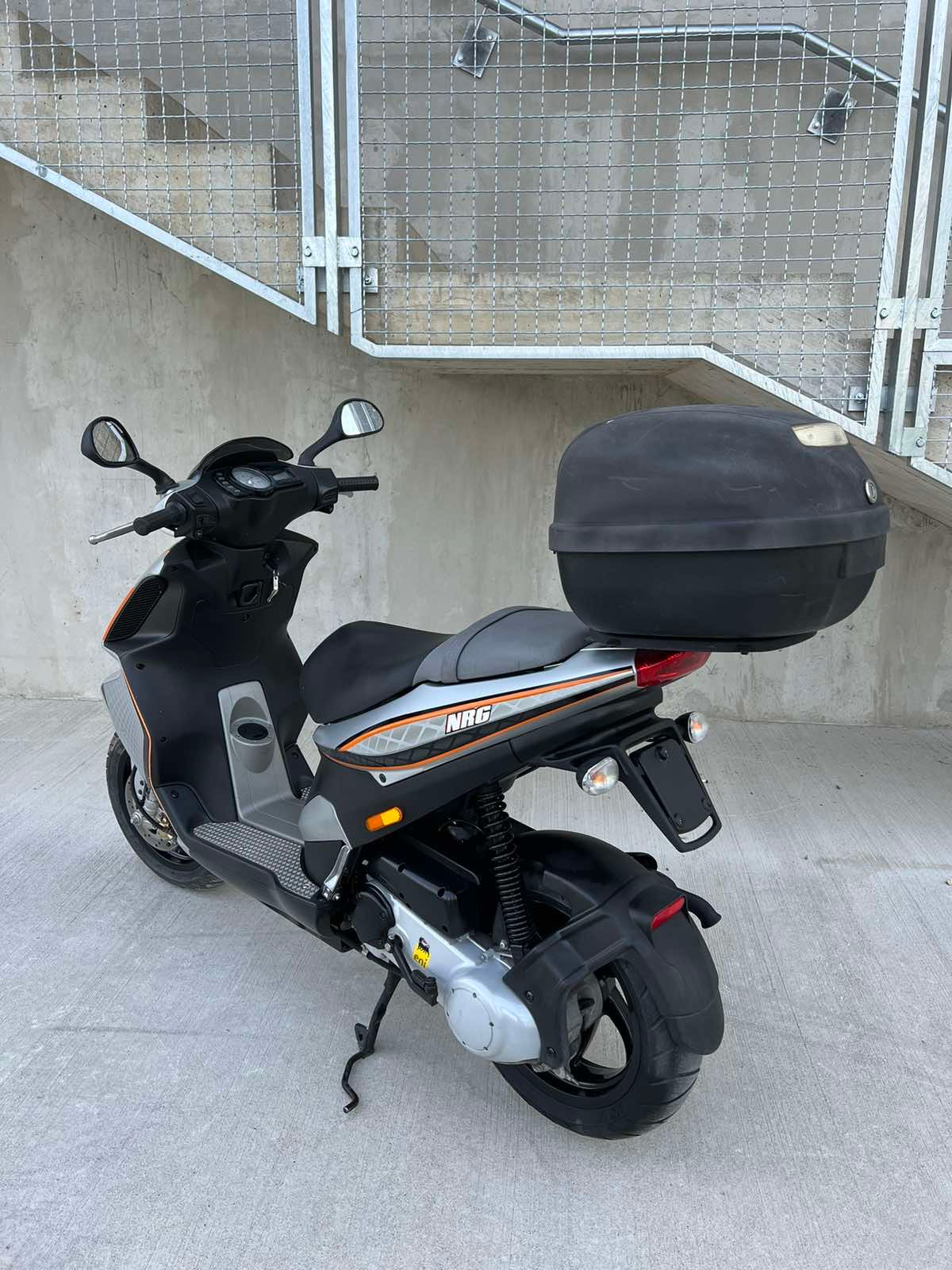 Piaggio NRG power 2T 25kmh 2013