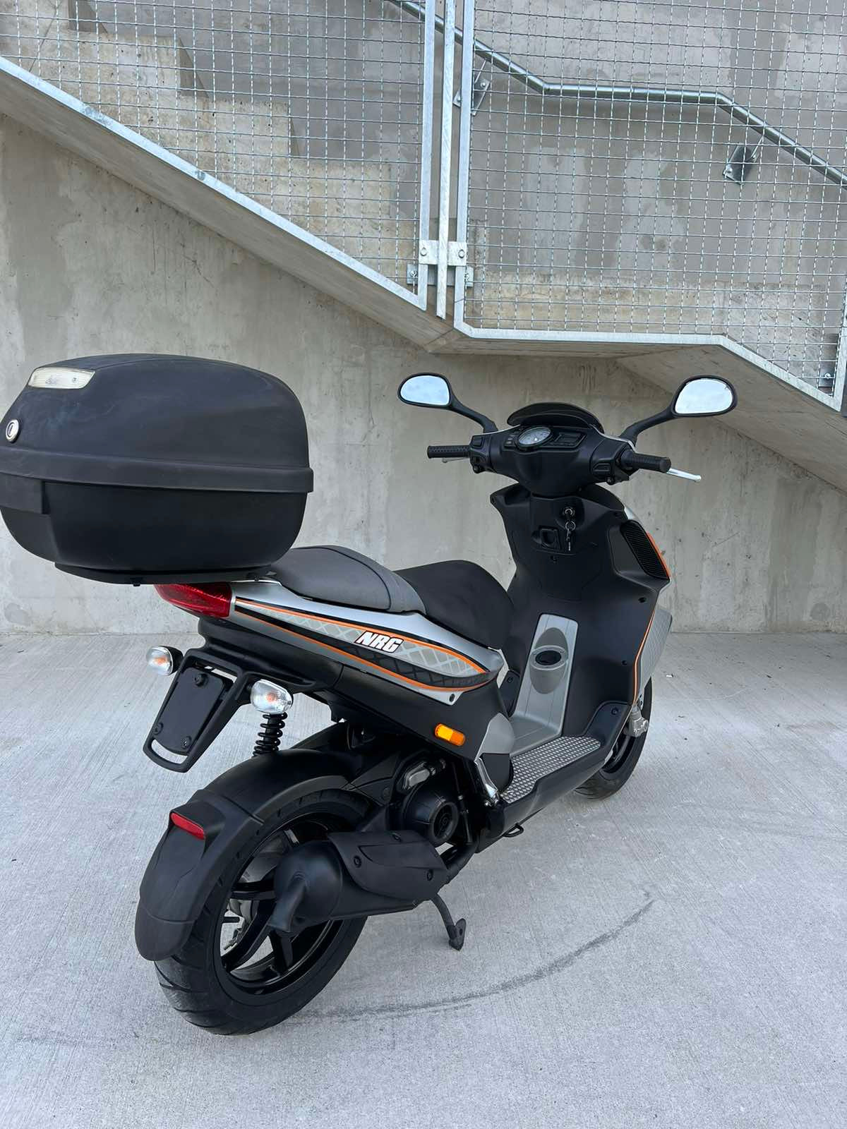 Piaggio NRG power 2T 25kmh 2013