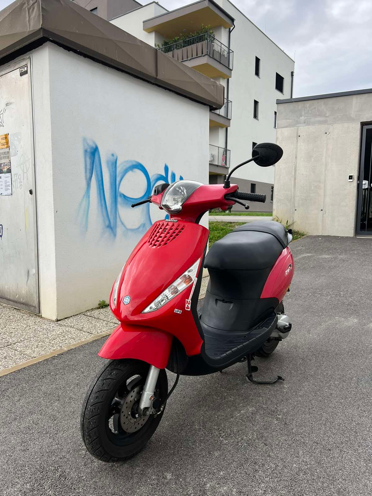 Piaggio ZIP 50 2T 25kmh 2010