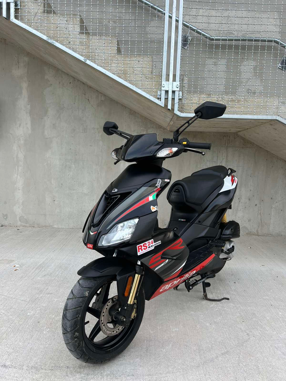 Aprilia SR50R 2T 25kmh 2012
