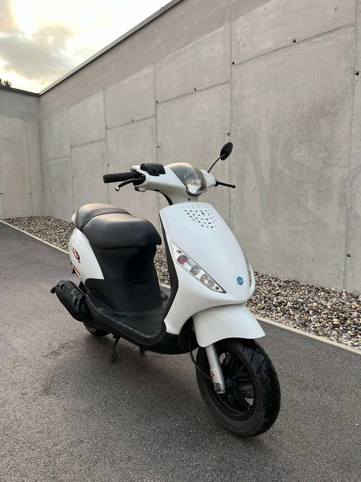 Piaggio ZIP 50 2T 25kmh 2010