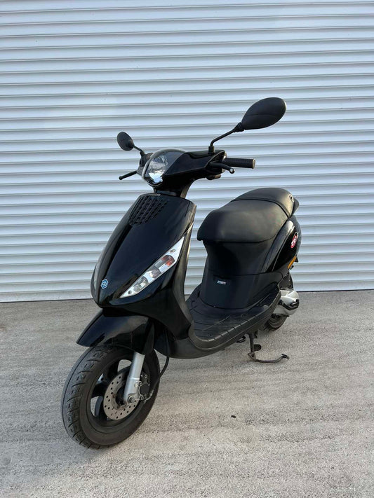 Piaggio ZIP 2T 25KMH