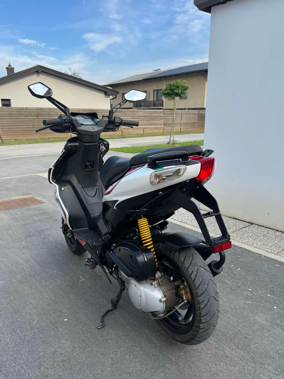 Aprilia SR50R 25KMH 2018