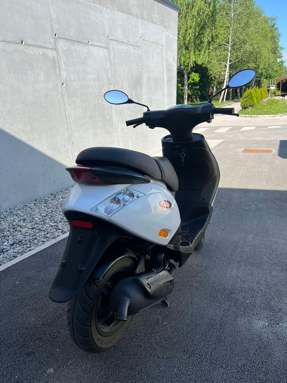 Piaggio ZIP 2T 25KMH 2014