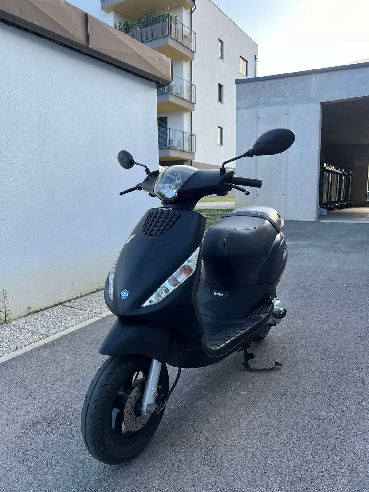 Piaggio ZIP 50 2T 25kmh 2013